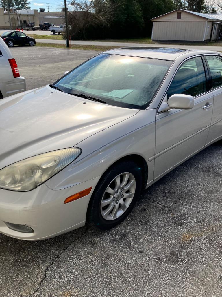 2004 Lexus ES 330's photo
