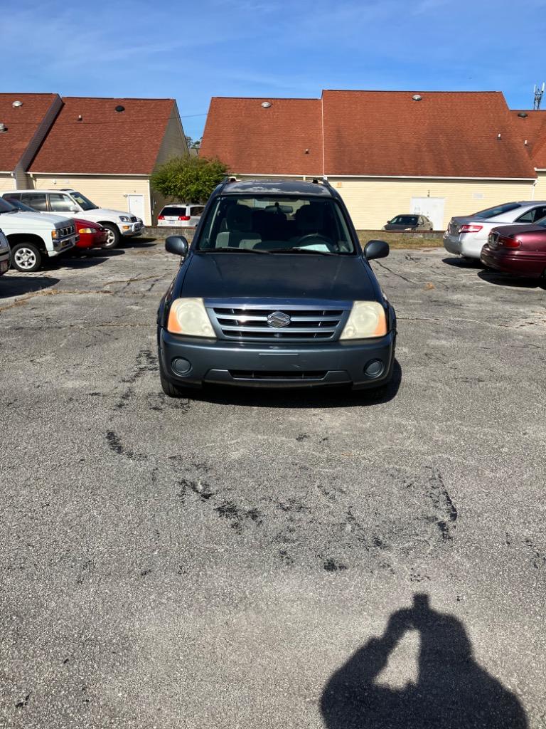 2005 Suzuki XL-7 EX's photo